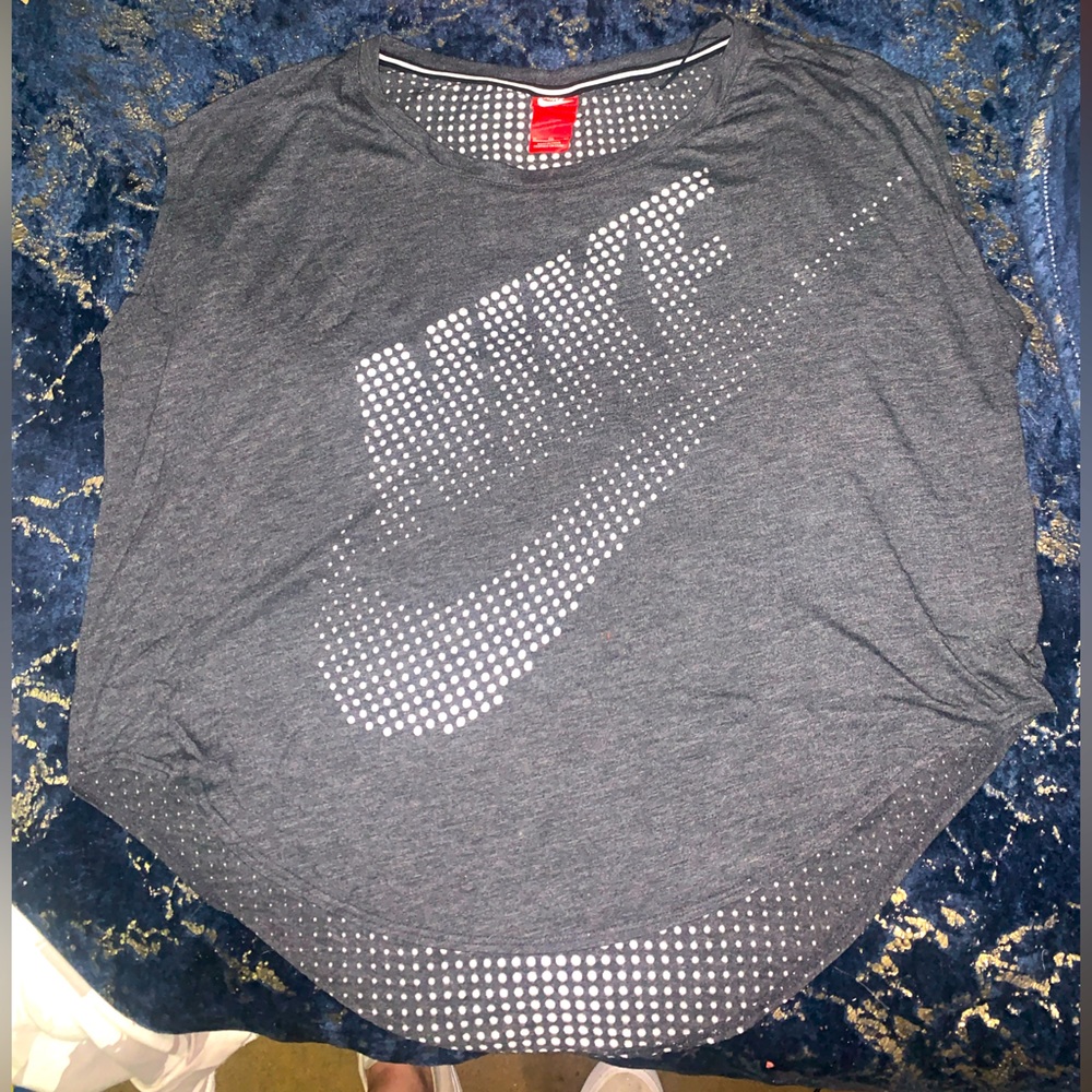 XL Nike workout top